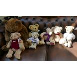 Collection of teddies to include Steiff