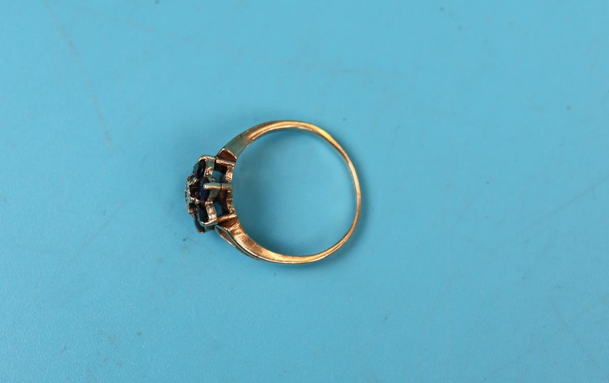 Gold diamond & sapphire cluster ring - Image 2 of 2