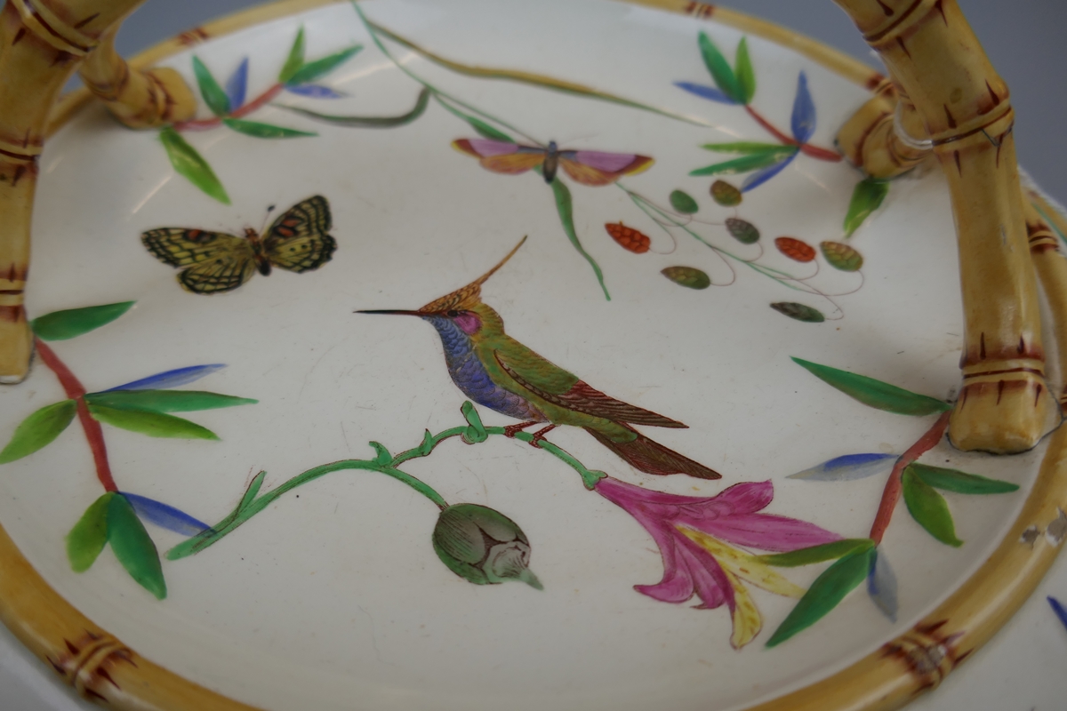 Wedgwood bamboo effect majolica plate depicting wildlife - Image 9 of 9