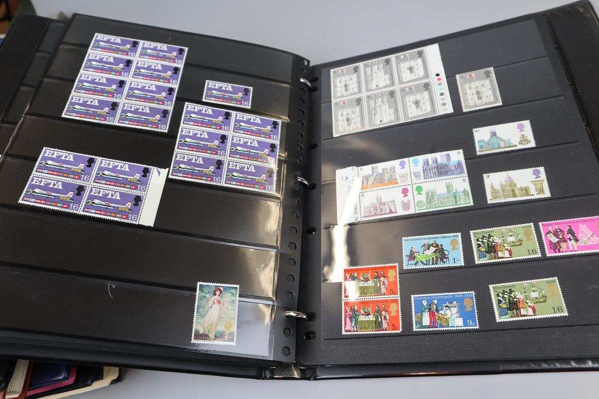 STAMPS - 5 albums of GB mint & used, mainly early QEII pre-decimal plus 4 empty Royal Mail - Image 20 of 129