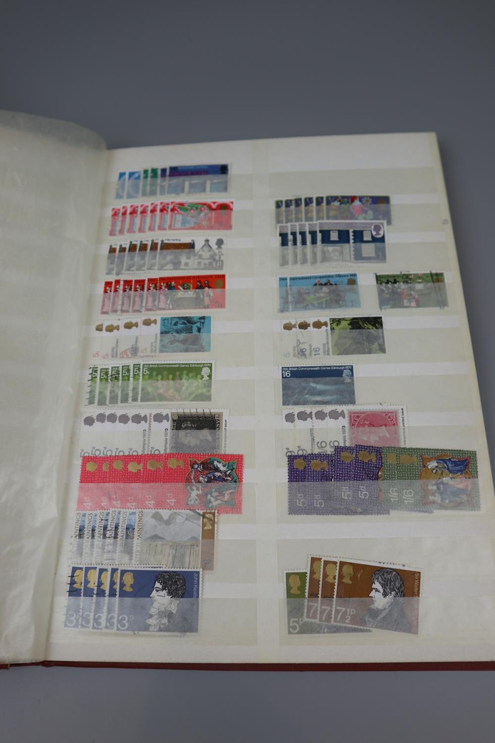 STAMPS - 5 albums of GB mint & used, mainly early QEII pre-decimal plus 4 empty Royal Mail - Image 90 of 129