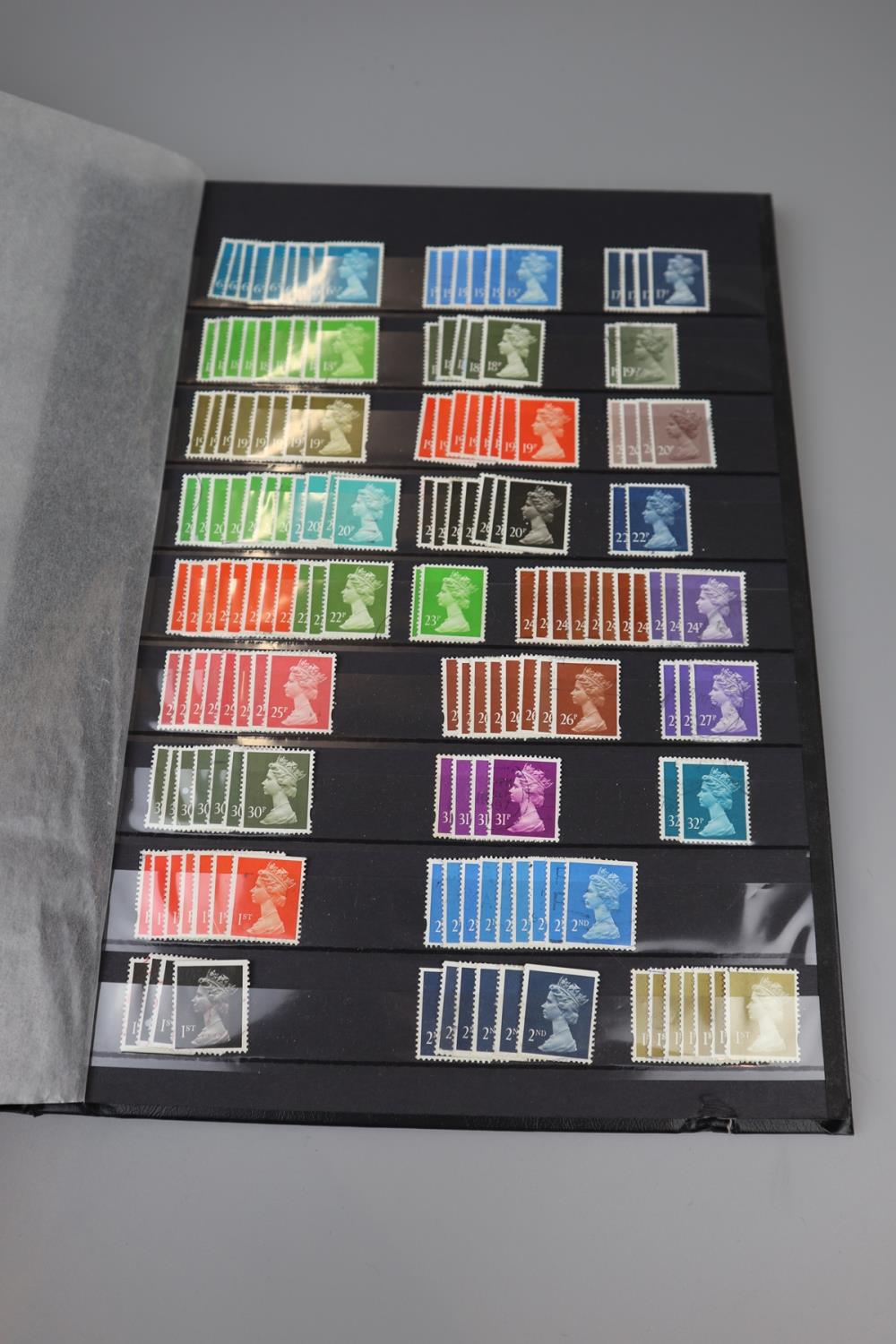 STAMPS - 5 albums of GB mint & used, mainly early QEII pre-decimal plus 4 empty Royal Mail - Image 80 of 129