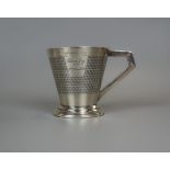 Art Deco silver christening mug - Approx weight: 69g