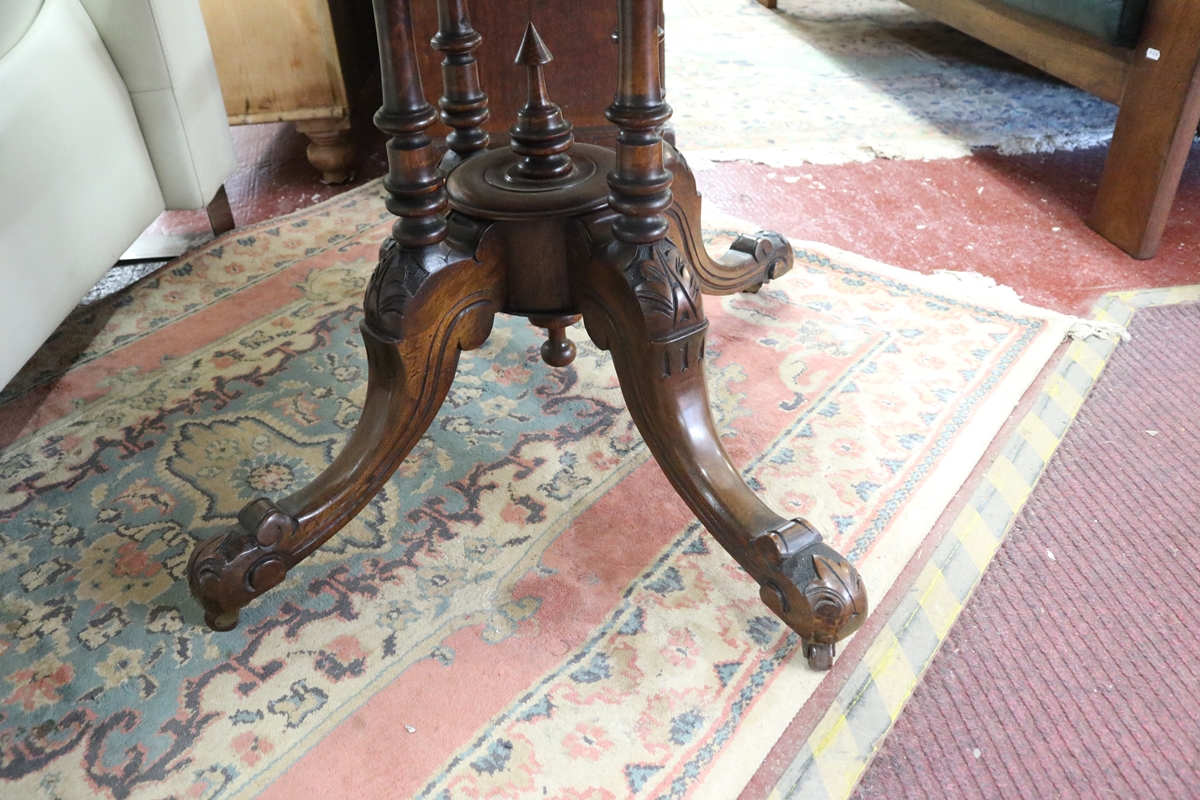 Walnut & inlaid tilt top breakfast table - Image 10 of 11