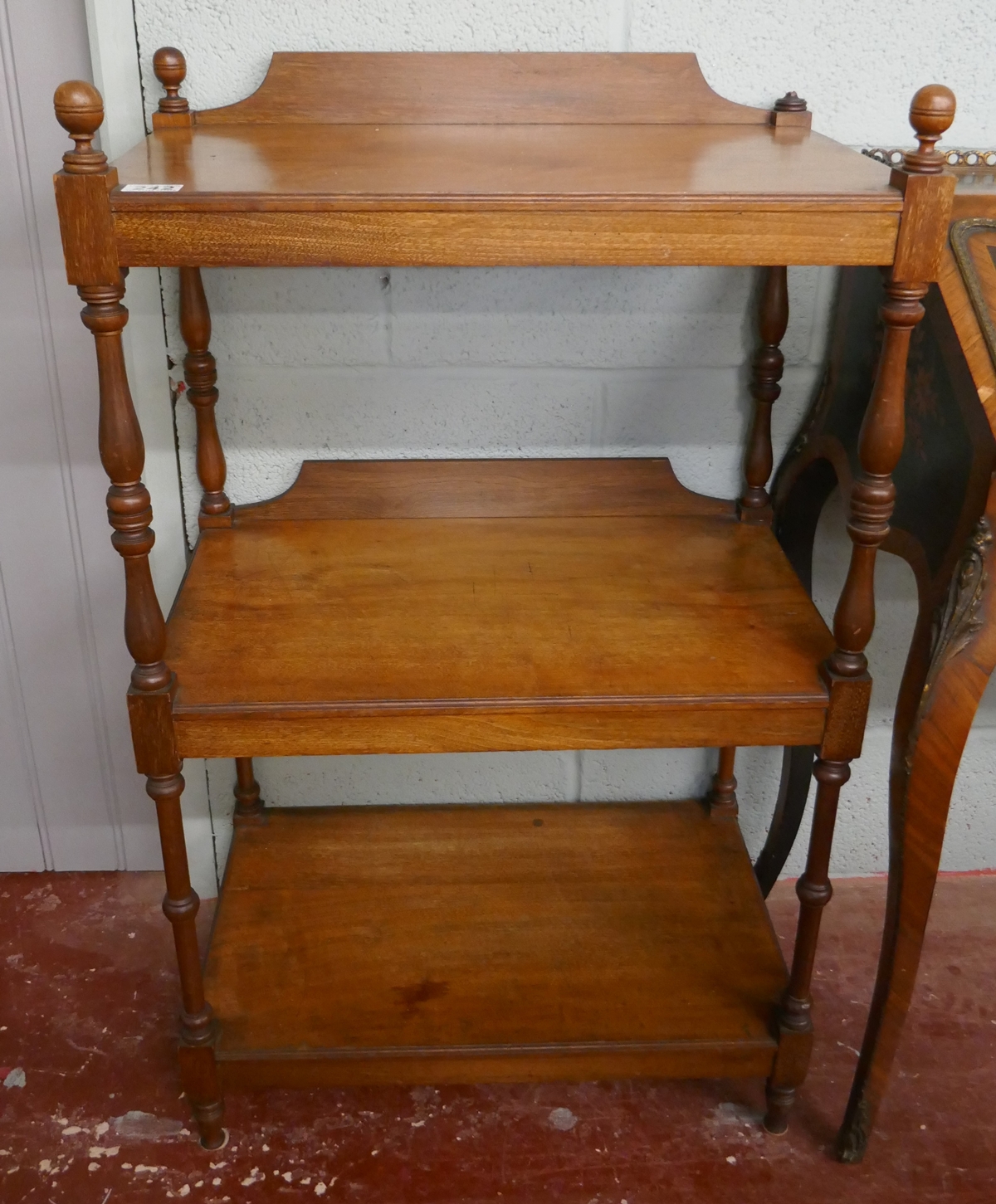 Mahogany 3 tier buffet stand