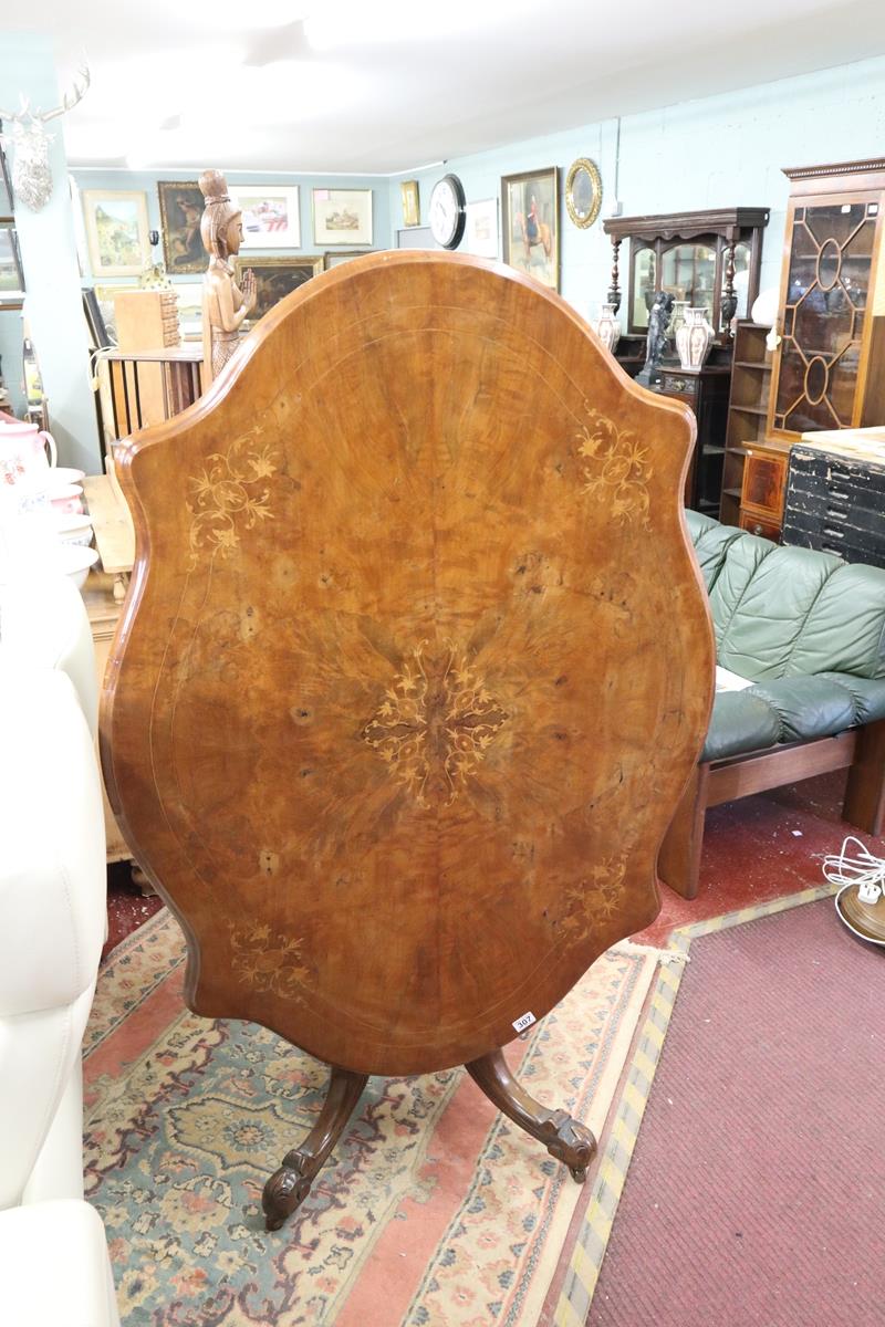 Walnut & inlaid tilt top breakfast table - Image 4 of 11