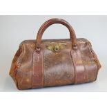 Gladstone bag