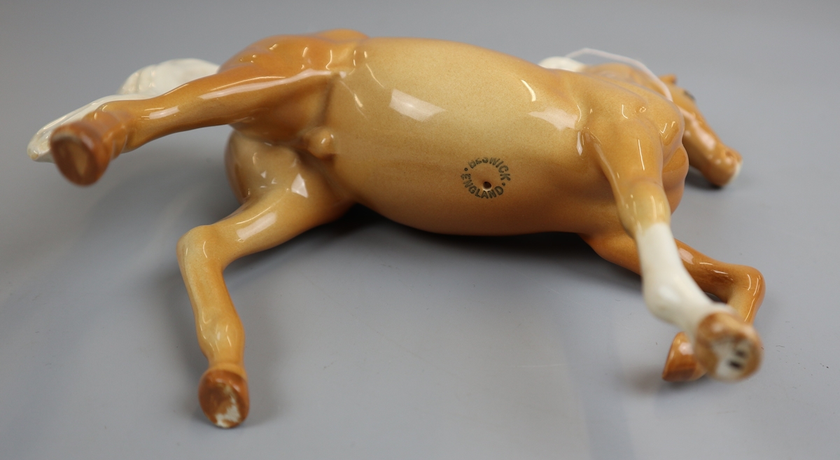 Horses & hounds to include Beswick - Image 6 of 9