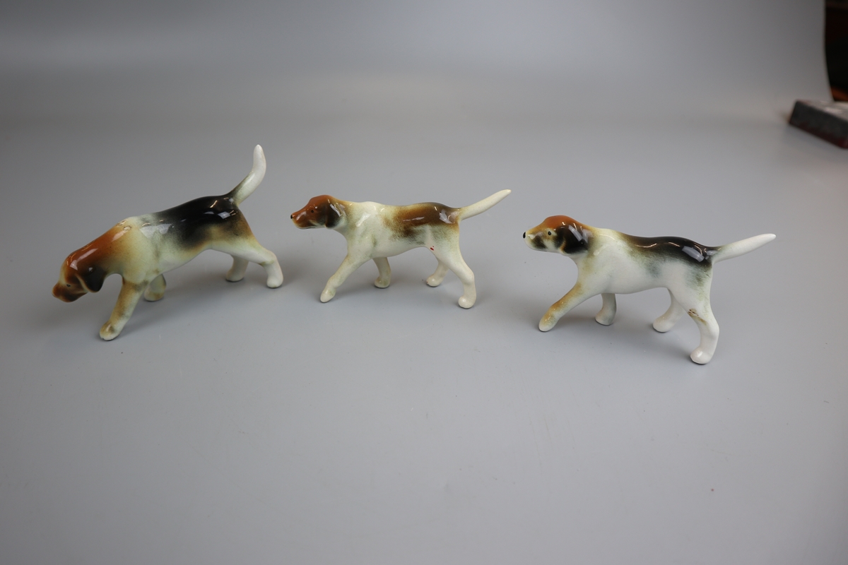 Horses & hounds to include Beswick - Image 9 of 9