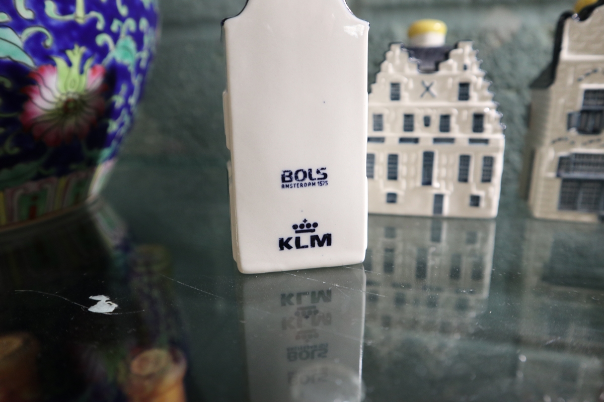 Collection of blue Delft Bols buildings - All full - Image 3 of 7