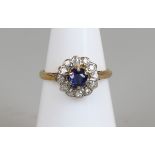 18ct gold & platinum set sapphire & diamond ring, size I½