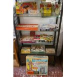 Collection of vintage games & jigsaw puzzles