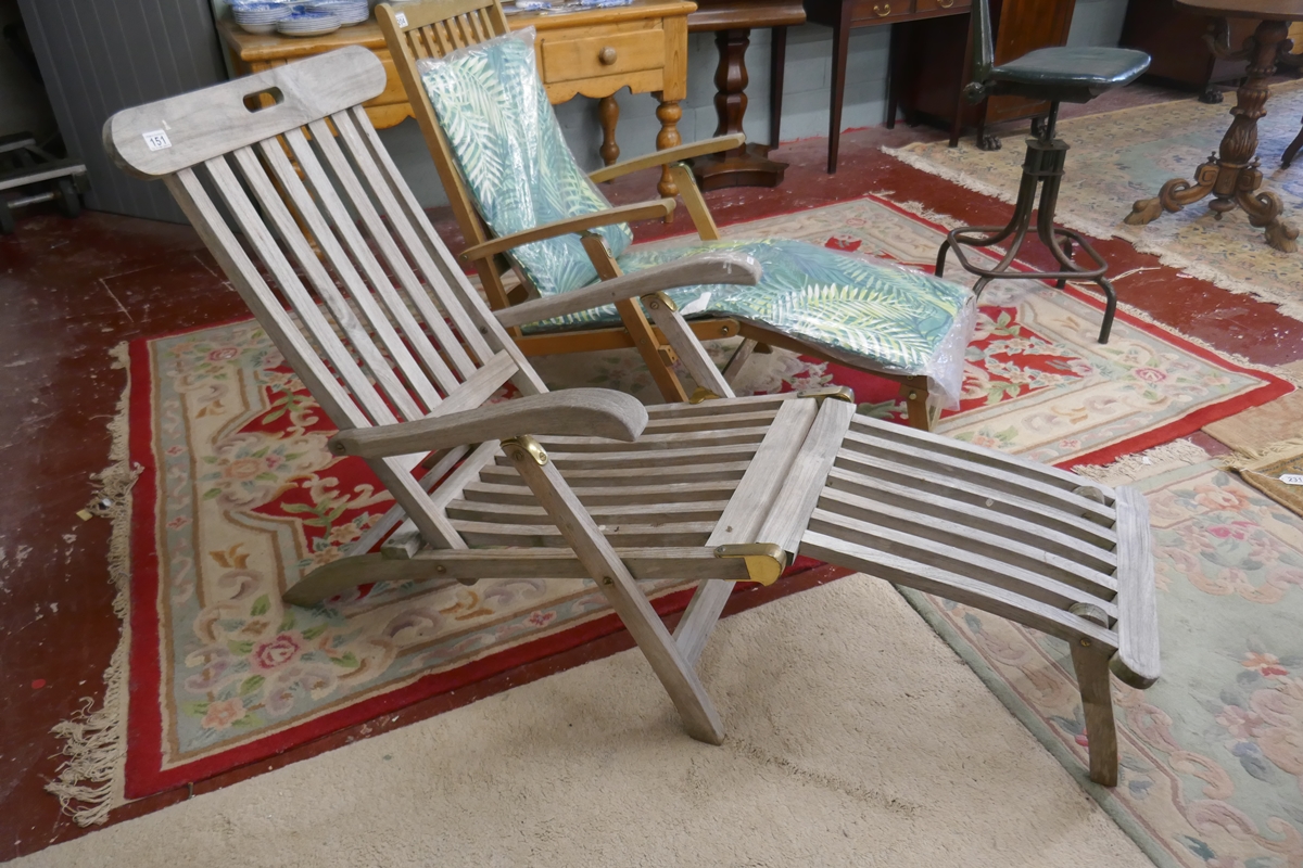 Teak steamer chair