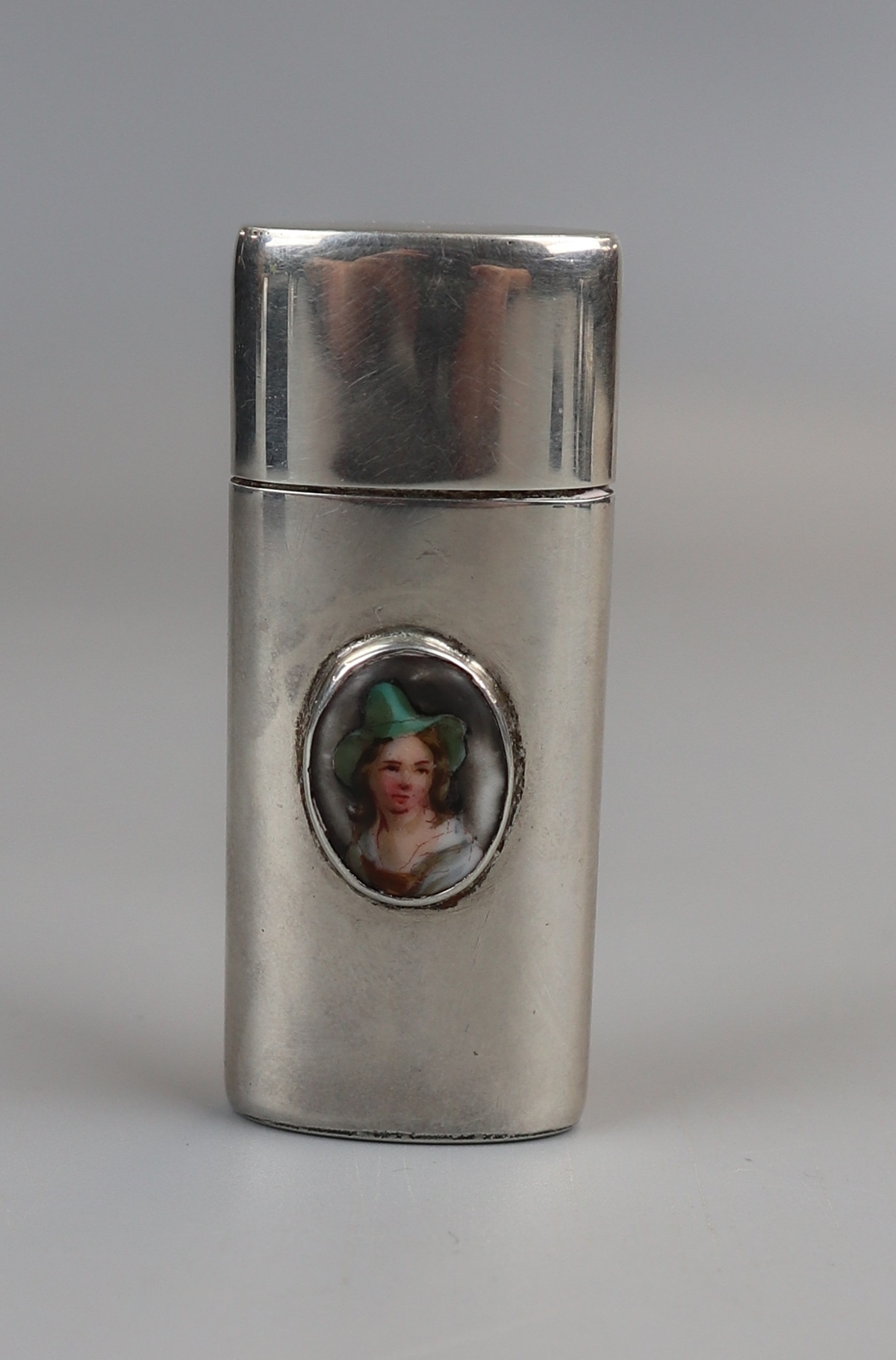 Hallmarked silver pin case with enamel portrait of lady - Makers mark G&S Co LTD