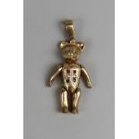 Gold stone set bear pendant - Approx 27.7g - Approx. H=6cm
