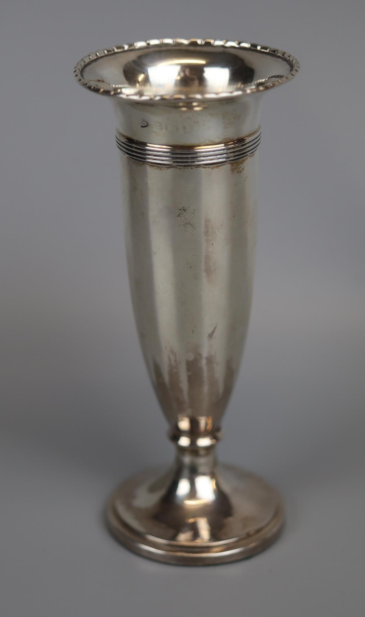 Hallmarked silver Posey vase - Adie Brothers Ltd - 1922 - H: 12.5cm