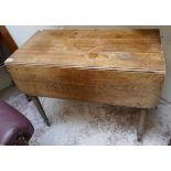 Drop leaf oak table