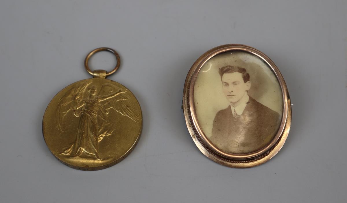 Great War Medal - 1914 to 1918 & Gold memory Brooch, in memory of Private Herbert Baker