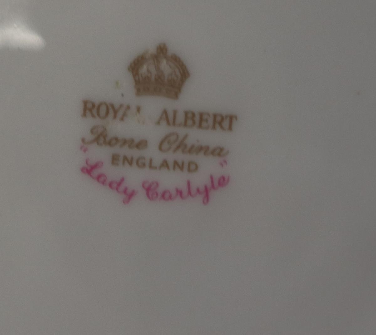 Royal Albert Lady Carlyle part dinner service - Image 2 of 2