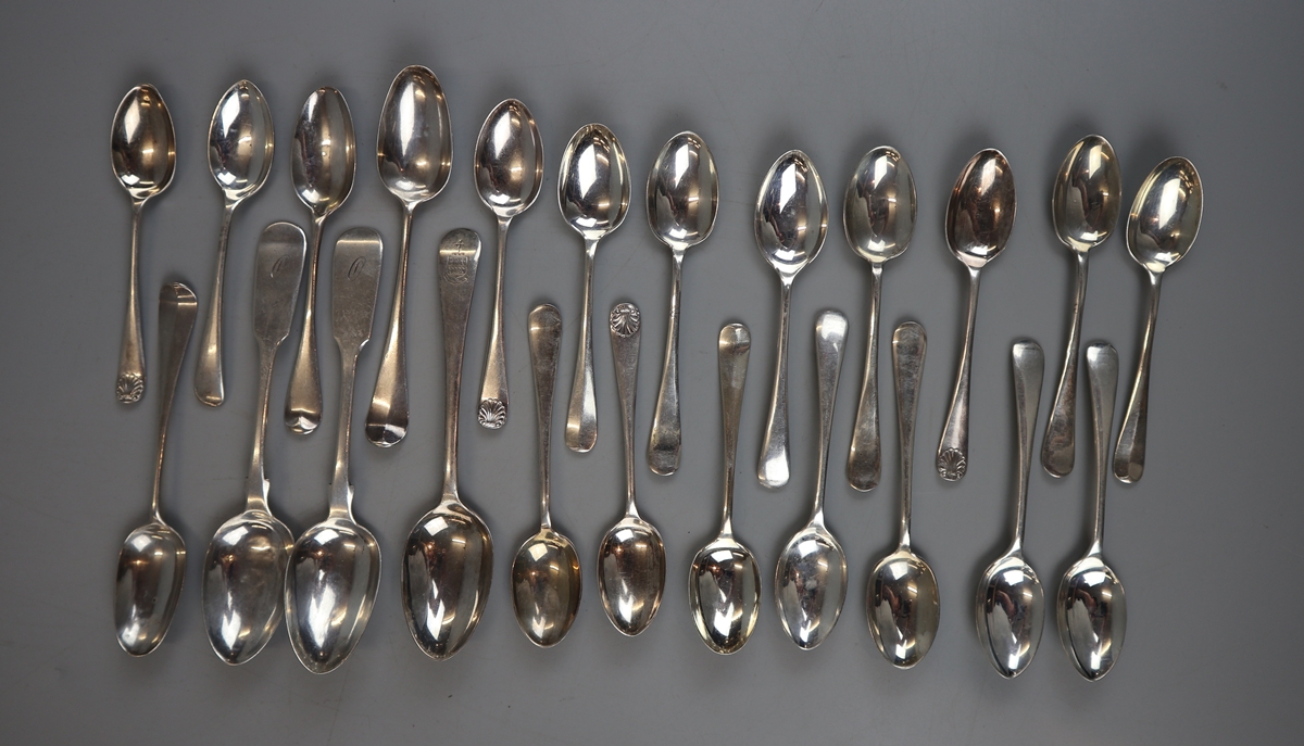 Large collection of hallmarked silver teaspoons - Approx gross weight: 329g