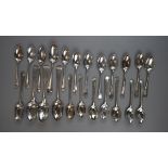 Large collection of hallmarked silver teaspoons - Approx gross weight: 329g