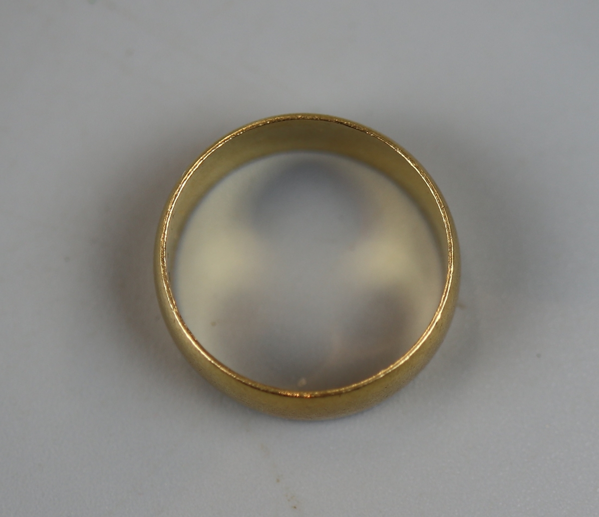 22ct gold wedding band (size L¾) - Approx 5g - Image 2 of 2