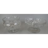 2 glass fruit bowls