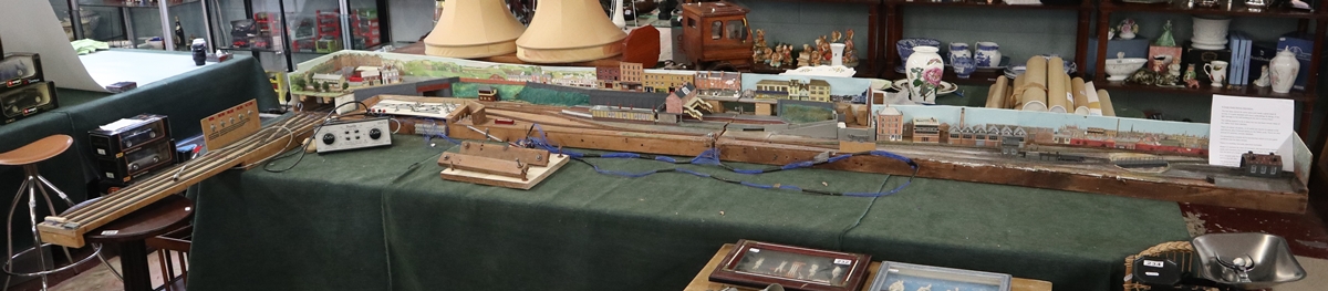 Model railway - Further details with lot