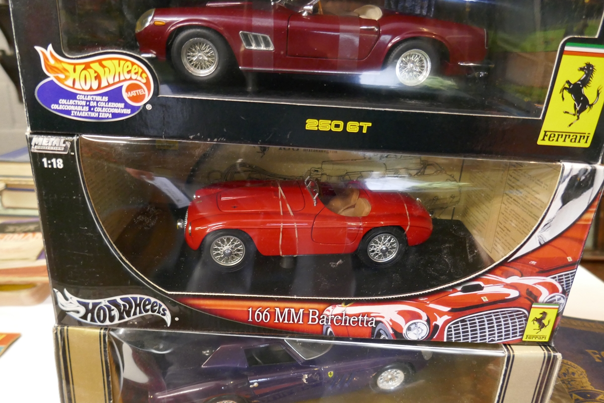 Models - Collection of 1/18 scale model cards to include Hot Wheels - Image 5 of 11