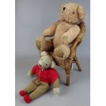 Miniature chair with 2 teddies