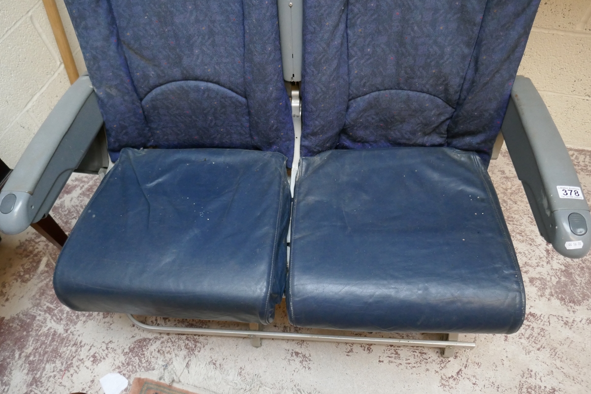 Aircraft seats - Image 3 of 4