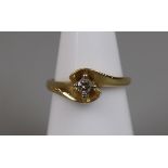 18ct gold solitaire diamond set ring (size M)