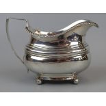 Hallmarked silver sauceboat - Makers mark S.L. - Approx 140g