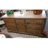 Antique oak sideboard - Approx. W: 160cm D: 55cm H:84cm