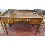 Victorian mahogany writing desk - Approx. W: 124cm D: 58cm H: 83cm