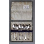 Set of six cased hallmarked silver teaspoons - Marked Sheffield 1931 - Approx 59g