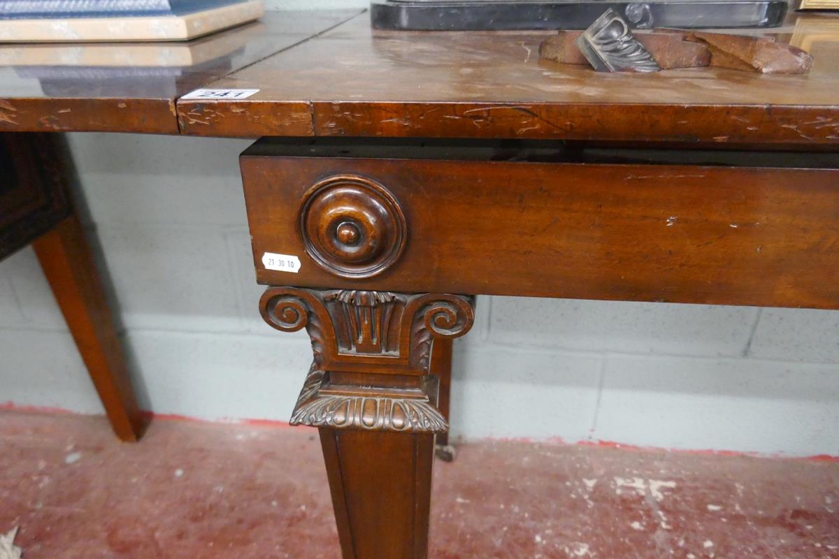 Extending mahogany buffet table - Image 5 of 8