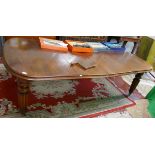 Victorian mahogany wind out dining table - Approx. L: 234cm W: 118cm H:71cm