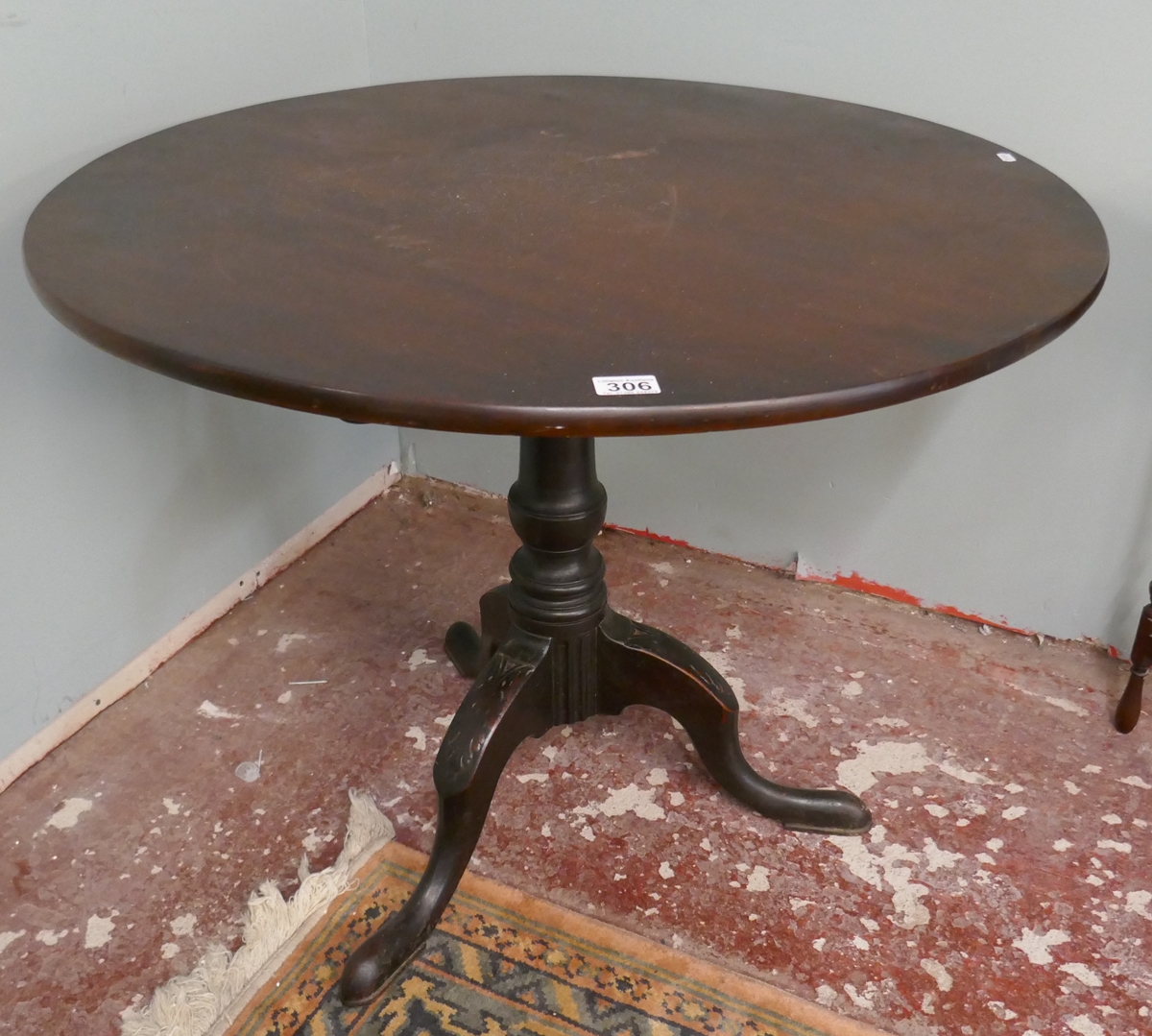 Antique tripod table