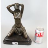 Bronze - Erotic lady figure on marble base - Approx. H: 29cm