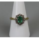 18ct gold emerald & diamond cluster ring (Size P)