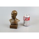 Small brass bust of Hitler - Approx H: 16cm