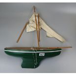 Model sailing boat