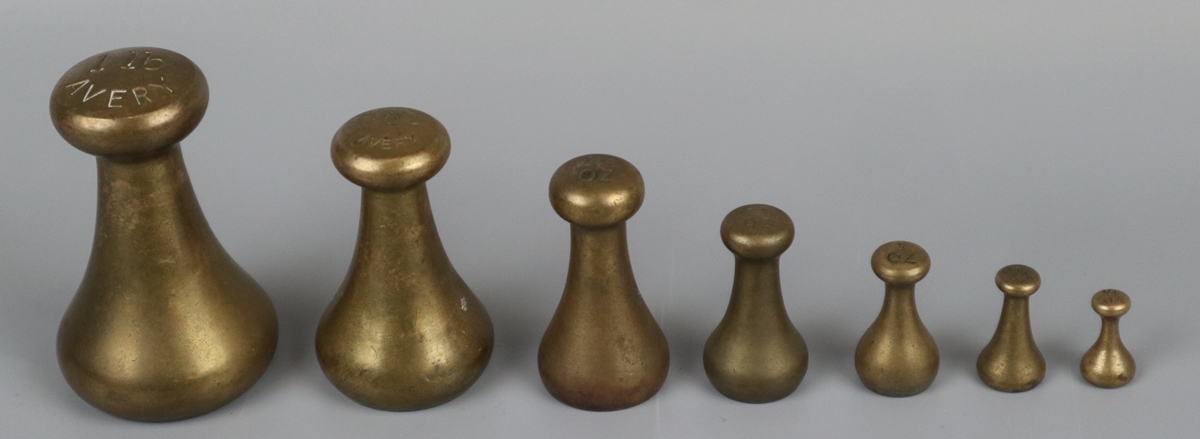 Set of Avery brass imperial weights - full set