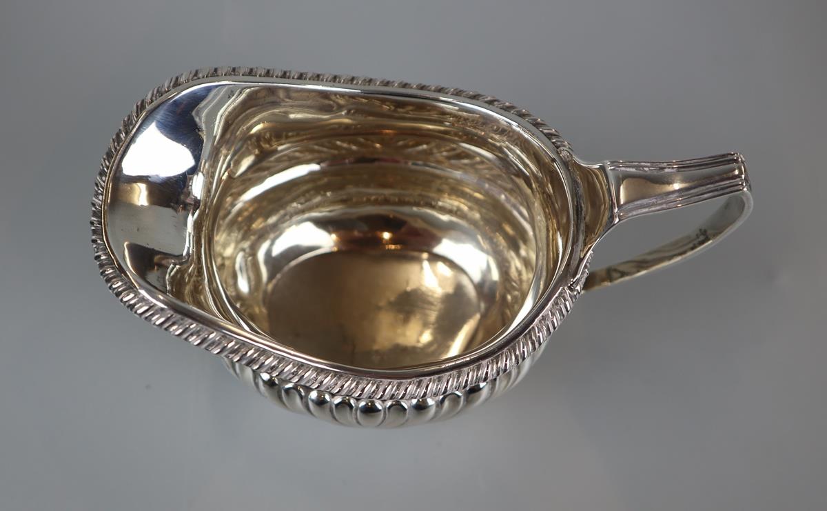 Hallmarked silver sauceboat - Approx 126g - Image 5 of 6