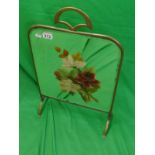 Painted bevell glass mirrored fire screen - Approx. H: 67cm