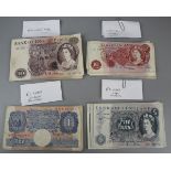 Old bank notes - English denominations, to include 26 £10 notes