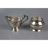 Hallmarked silver sauce boat & hallmarked silver bowl - Approx 157g