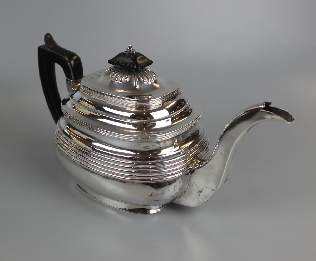 Hallmarked silver teapot - Approx gross weight 515g - Image 3 of 5