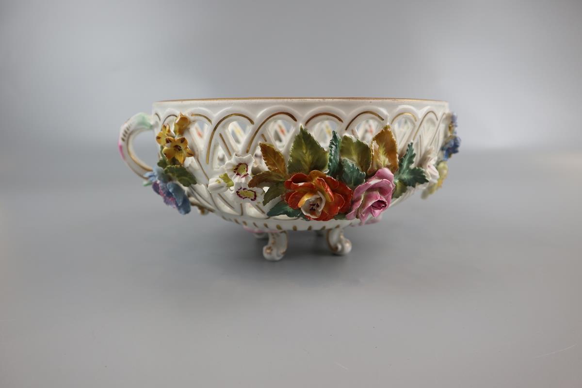 Dresden bowl adorned with flowers - Image 2 of 4